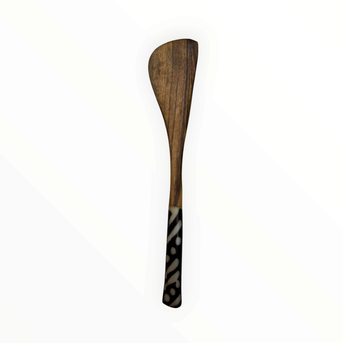 AFRICAGLAMOURART hand-carved wooden butter knife with a patterned handle and natural hardwood grain finish.